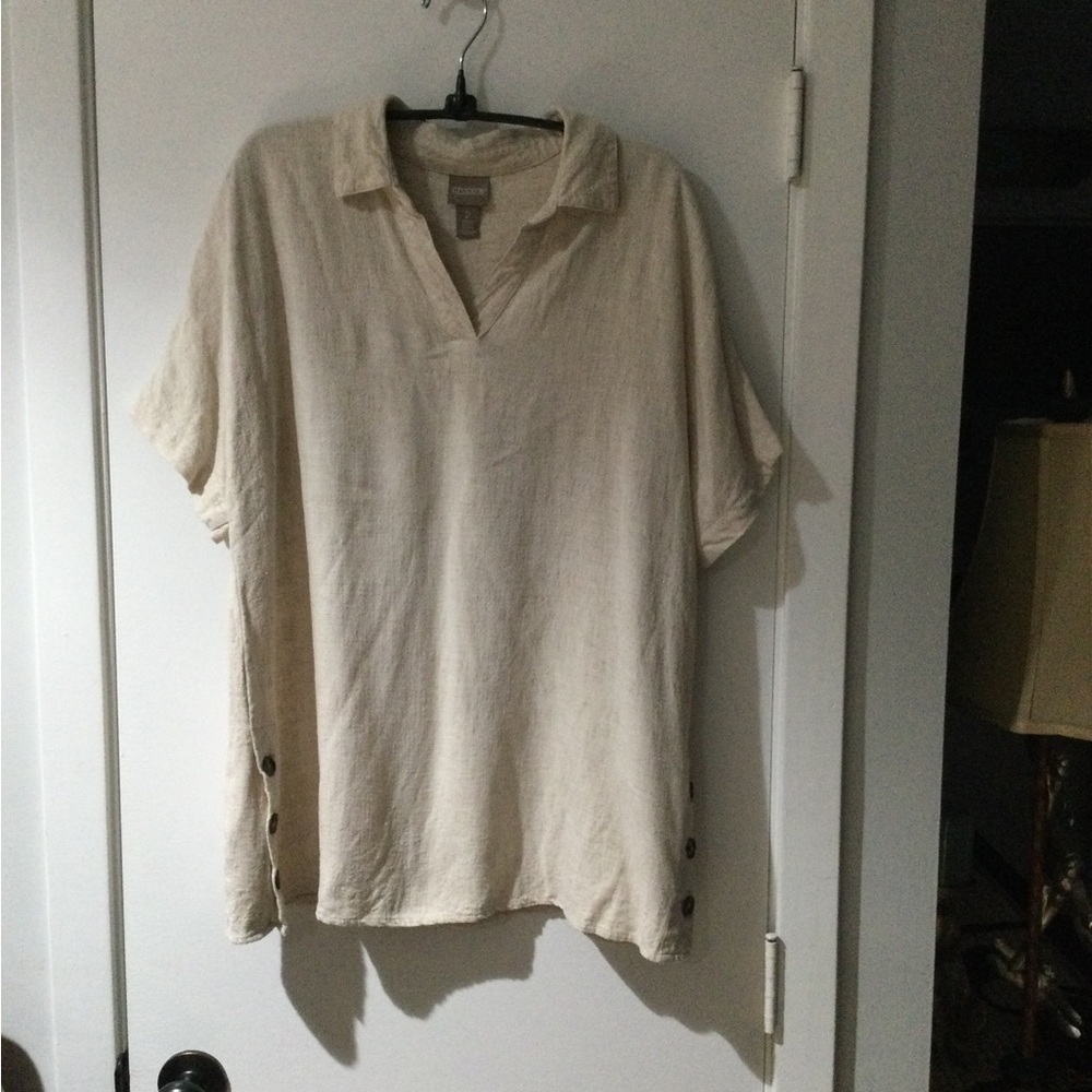 Womens Casual Cream Short-Sleeve Button Down Shirt